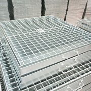 煙臺熱鍍鋅相比冷鍍鋅有哪些優(yōu)勢？